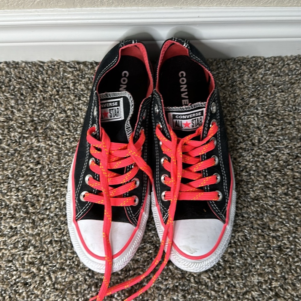 Converse Shoes All-Star Chucks Women’s Size 7 Black and Pink - Picture 3 of 6
